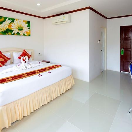 Phusita House 2 Hotel Patong Eksteriør billede