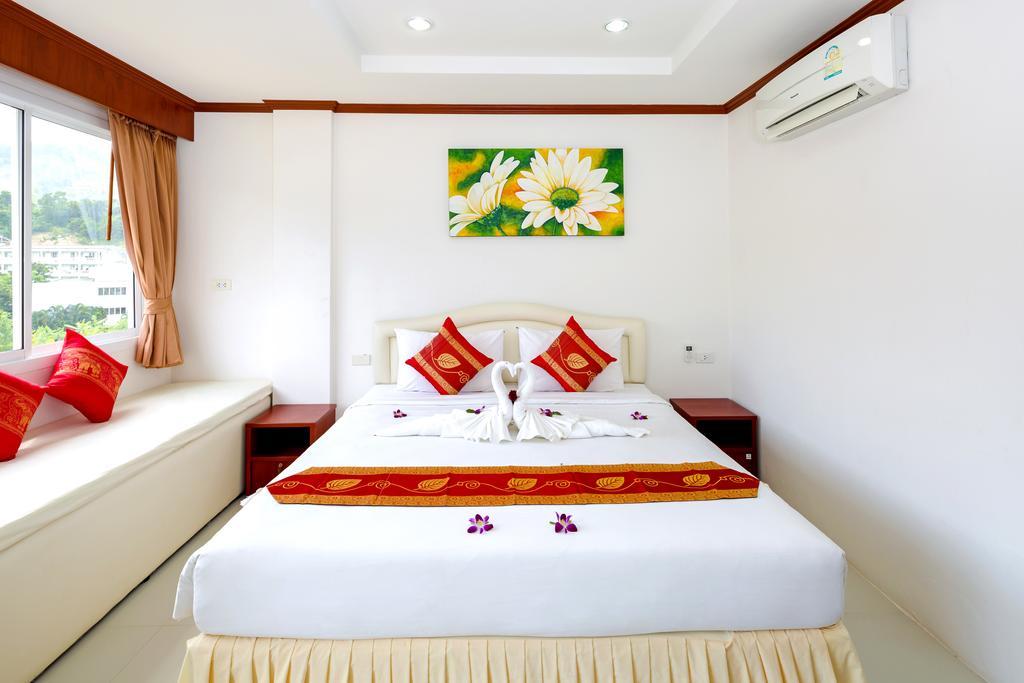 Phusita House 2 Hotel Patong Eksteriør billede