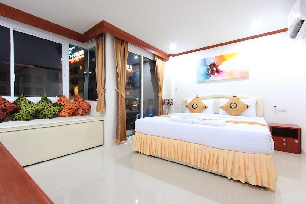 Phusita House 2 Hotel Patong Eksteriør billede